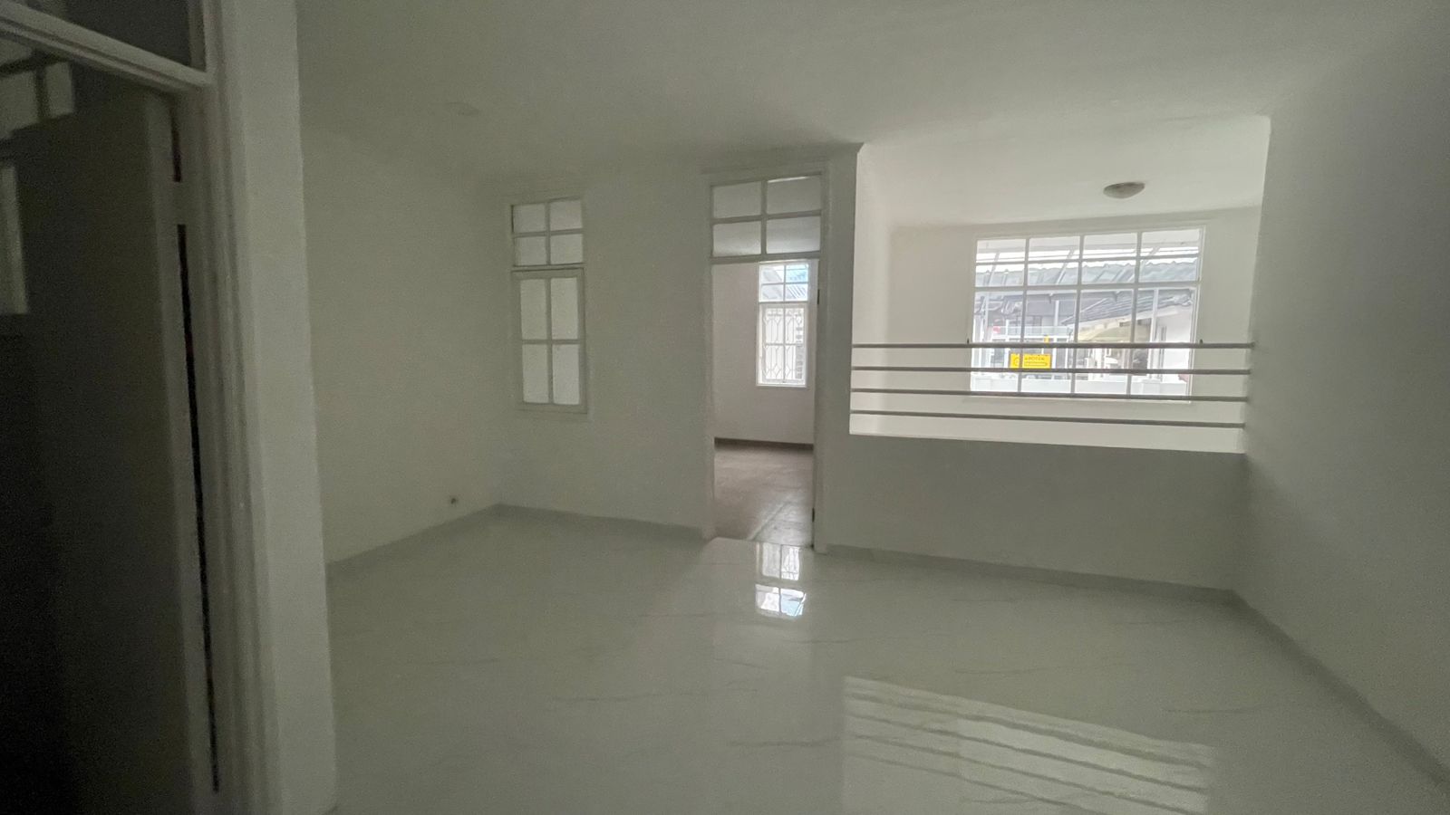 Rumah Dijual di Cluster Taman Beverly Lippo Cikarang
